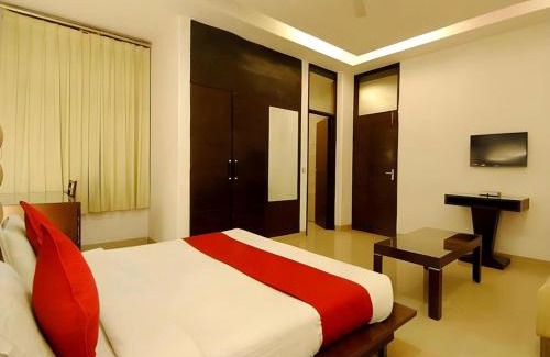 Kalkaji Hotel | Hotel Sunrise Villa at Kalkaji
