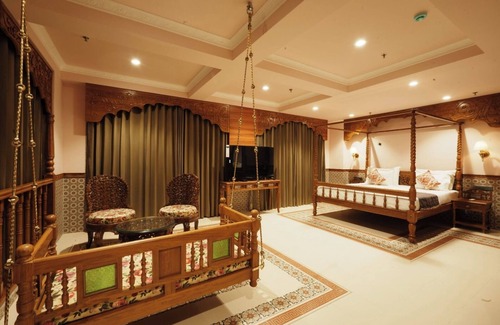 Gandhinagar Hotel | HOTEL SURYA PALACE