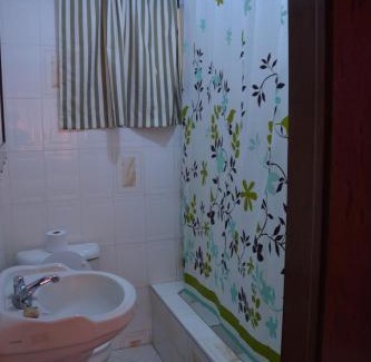 Tabarre Hotel | Hotel Tabarre 'S Palace