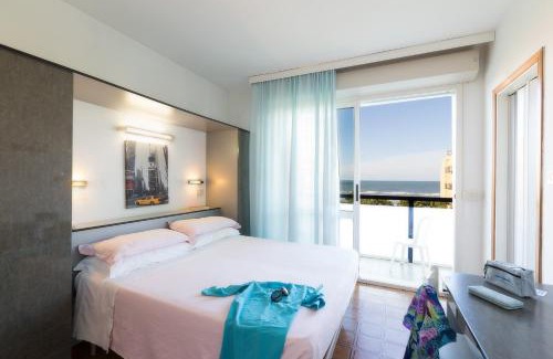 Alba Hotel | Hotel Taunus - Vista Mare