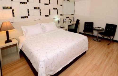 Taman Desa Tebrau Hotel | Hotel Tebrau CT