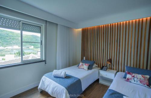 Praia da Vitoria Hotel | Hotel Teresinha