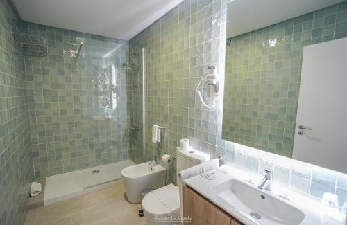 Praia da Vitoria Hotel | Hotel Teresinha
