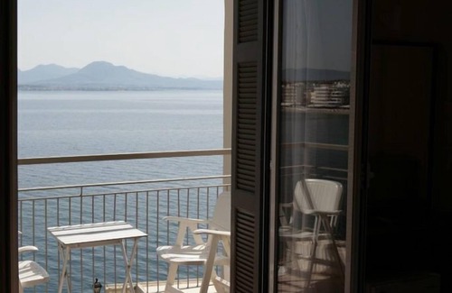 Loutraki-Agioi Theodoroi Hotel | Hotel Theoxenia