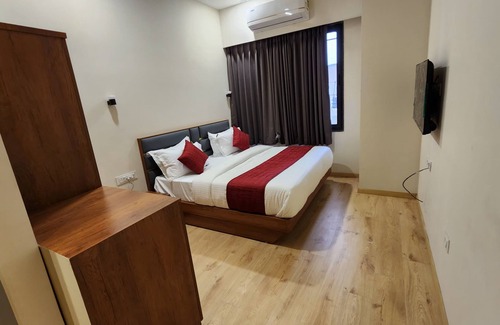 Ahmedabad Hotel | Hotel The Aeraj