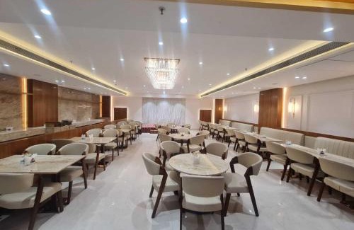 Surat Hotel | Hotel The Grand Murli