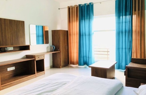 Narainkoti Hotel | Hotel The Himalaya Orchid Guptkashi