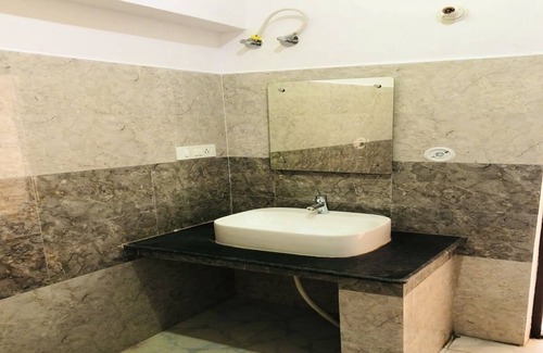 Narainkoti Hotel | Hotel The Himalaya Orchid Guptkashi