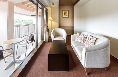 Miki Hotel | Hotel The Nesta & Spa