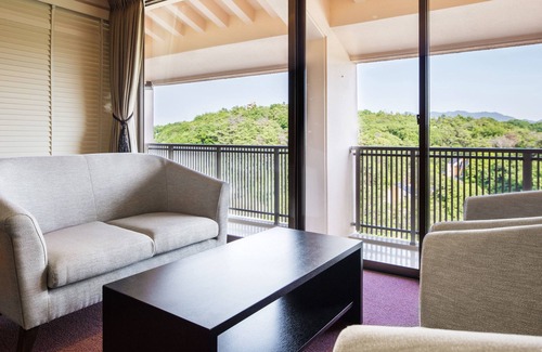 Miki Hotel | Hotel The Nesta & Spa