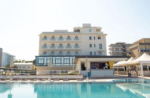 Lido di Savio Hotel | Hotel Tokio Village - Azzurro Club
