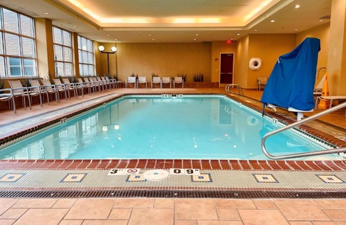 Topeka Hotel | Hotel Topeka at City Center