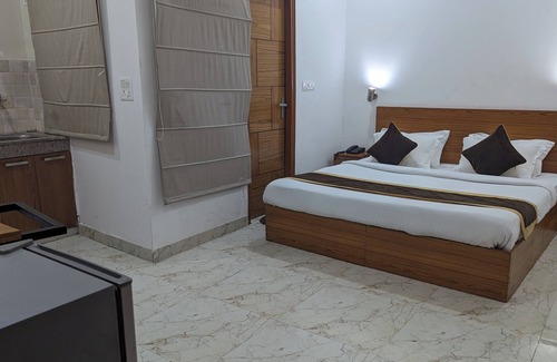 Chhatarpur Hotel | Hotel Trendy residency