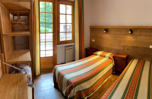 Entracque Hotel | Hotel Trois Etoiles