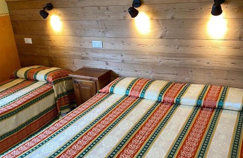Entracque Hotel | Hotel Trois Etoiles