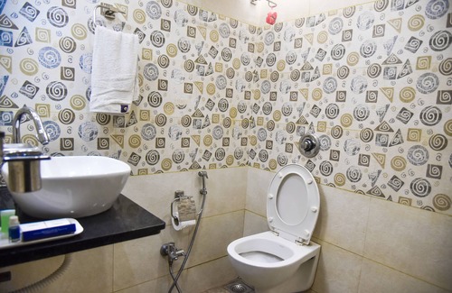 Bhuj Hotel | Hotel Tulsi Residency
