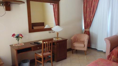 Arrone Hotel | Hotel Turrita