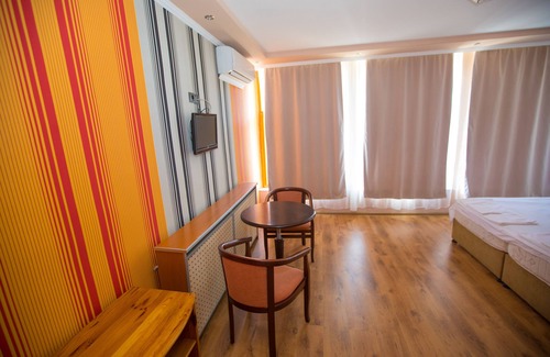 Kardzhali Province Hotel | Hotel Ustra