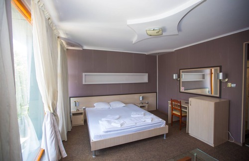 Kardzhali Province Hotel | Hotel Ustra