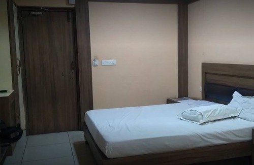 Paltan Bazaar Hotel | Hotel Vandana