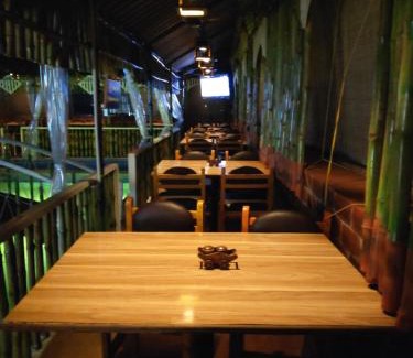Maraimalai Nagar Hotel | Hotel Vassi Palaze