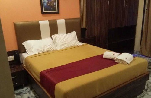 Badlapur Hotel | Hotel Venkey's