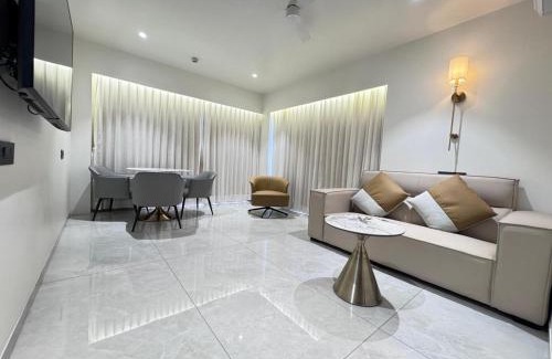 Sanand Hotel | Hotel Veritas Grand