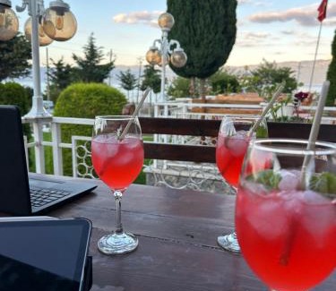 Piskupat Hotel | HOTEL VILA TOSKA