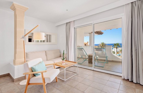 Colonia Sant Jordi Hotel | Hotel Villa Chiquita - Adults only (+12)