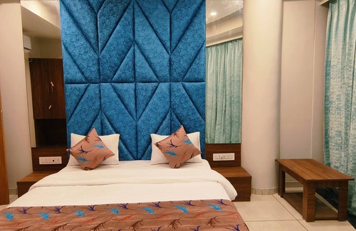 Sayajiganj Hotel | Hotel Villa Empire