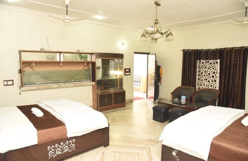 Mohangarh Hotel | Hotel Vills Guest House Lucknow