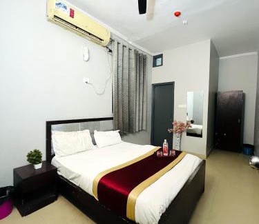 Vasundhara Hotel | Hotel Vintage Grand In