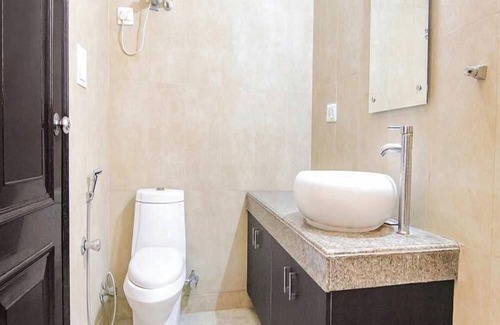 Sector 51 Hotel | Hotel Viraj