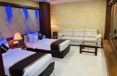 Marhi Hotel | Hotel Vishnu Empire