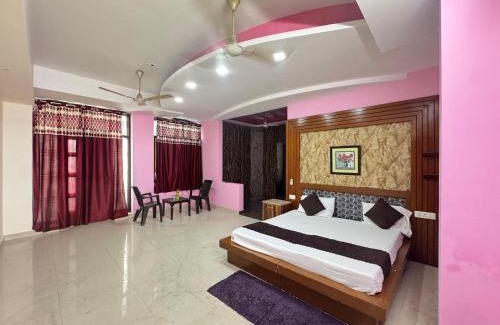 Noida Hotel | Hotel Warm Welcome - Noida Sector 20