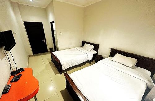 Cokroaminto Hotel | Hotel Warta Dua
