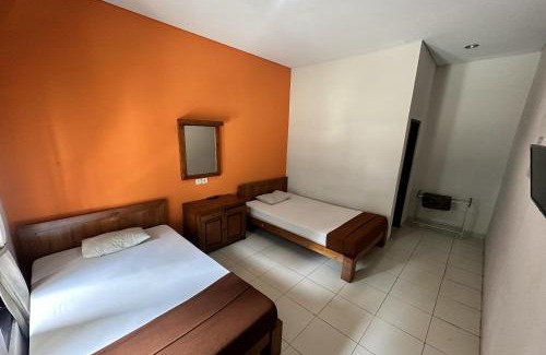 Cokroaminto Hotel | HOTEL WARTA SARI