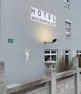 Liebenau Hotel | Hotel Wasserpalast - breakfast for free!
