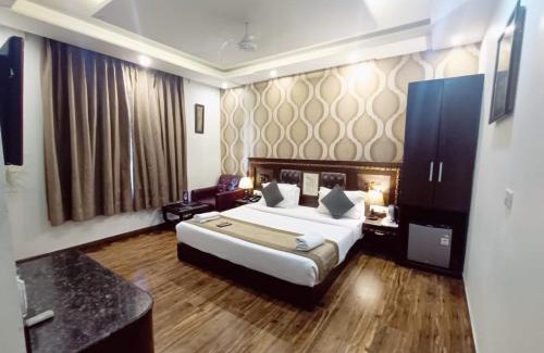 Pashim Vihar Hotel | Hotel Waterfall Paschim Vihar Delhi