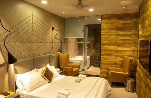 Surat Hotel | Hotel Welcome Palace