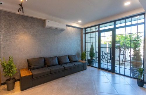 Kutaisi Hotel | Hotel West Way