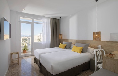 El Arenal Hotel | Hotel whala!fun