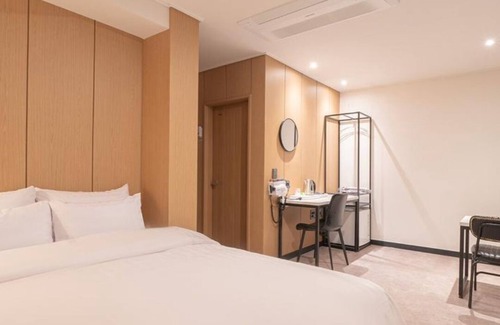 Ansan Hotel | Hotel Wol