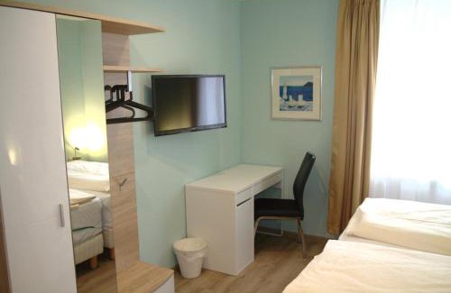 Ludwigshafen-Gartenstadt House | Hotel Yel