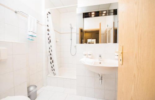Friedrichsmoor Hotel | Hotel Ziegenkrug Schweriner Tor