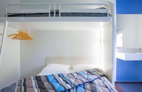 Saint-Cergues Hotel | hotelF1 Annemasse Hotel Renove