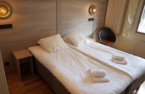 Hallsberg Hotel | Hotell Stinsen