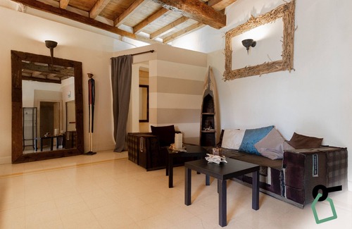 Vezzano Ligure Hotel | Hotiday Vezzano Ligure