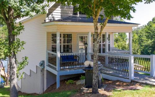 Leesburg House | House #05 Reel'M Inn (No Pets) Private Pier