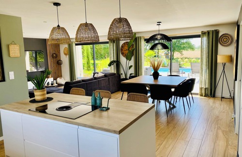 Saint-Gervais-en-Belin House | House 10 min circuit des 24h du
